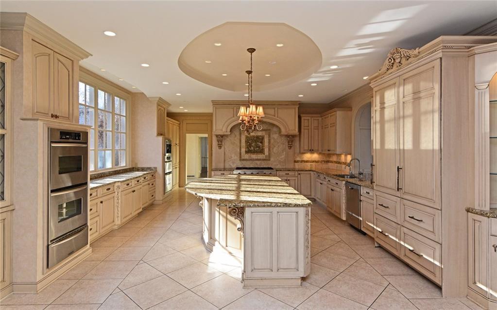 340 Fox Chapel Road Pittsburgh, PA 15238 - Photo 7 of 25 Gallery Image 7