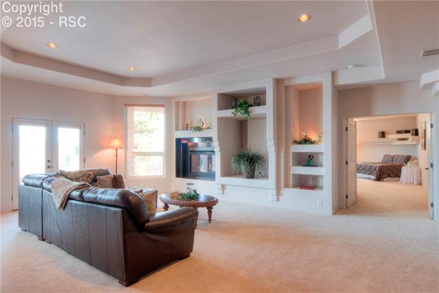 4967 Stonehill Road Colorado Springs, CO 80918 - Photo 16 of 21 Gallery Image 16