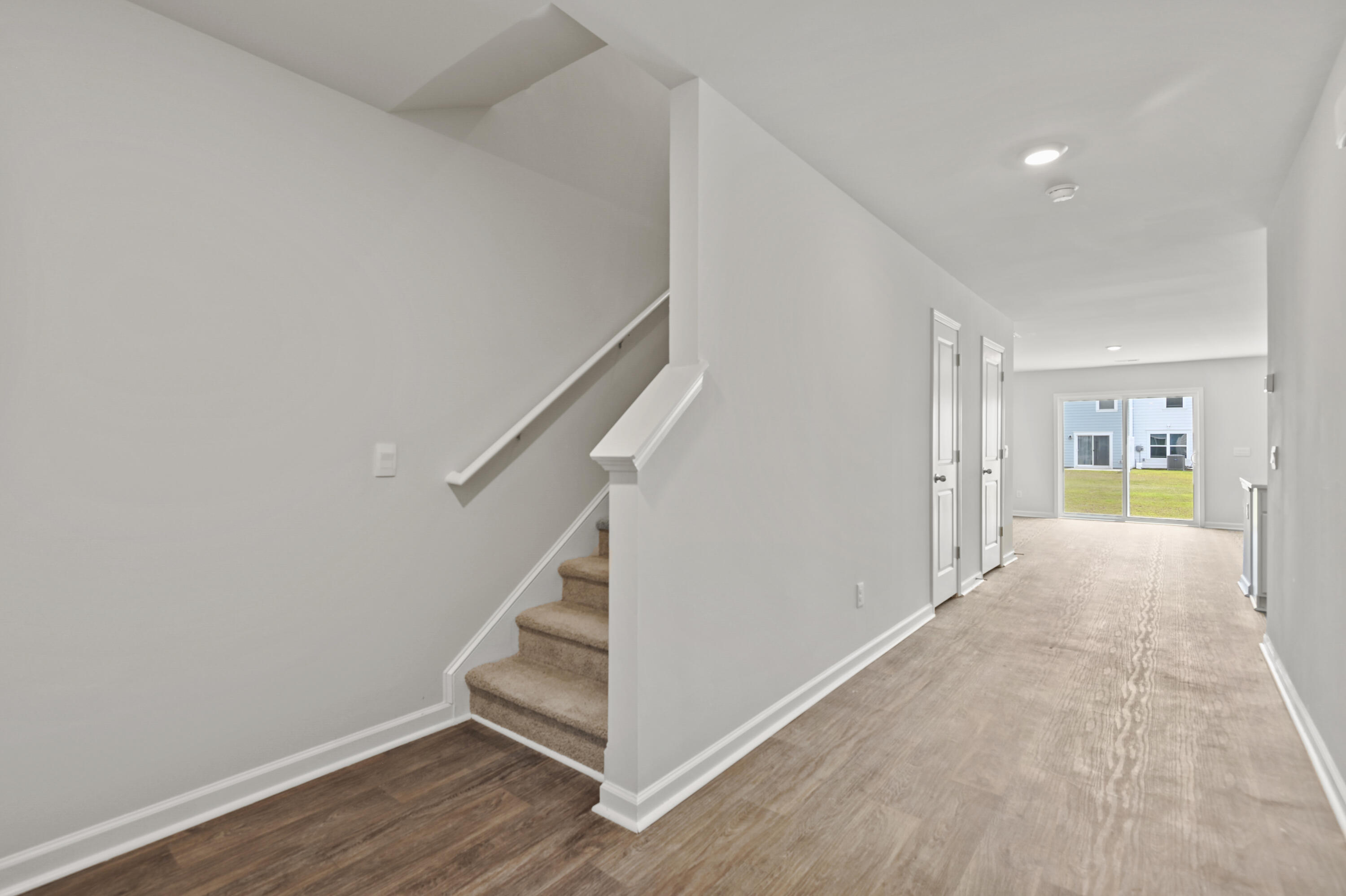 124 Orchid Bloom Circle Moncks Corner, SC 29461 - Photo 4 of 33 _DSC8841