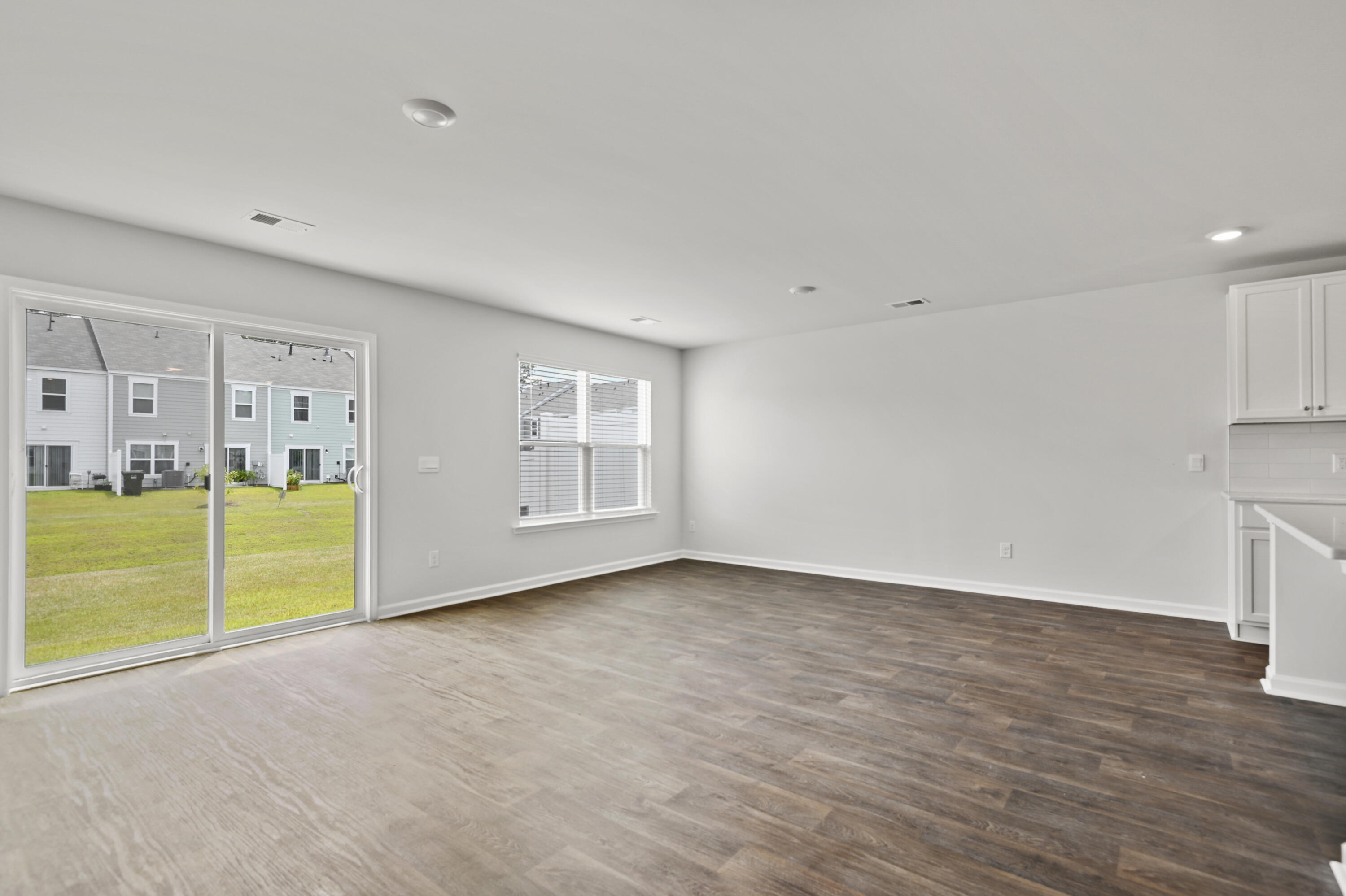 124 Orchid Bloom Circle Moncks Corner, SC 29461 - Photo 10 of 33 _DSC8791