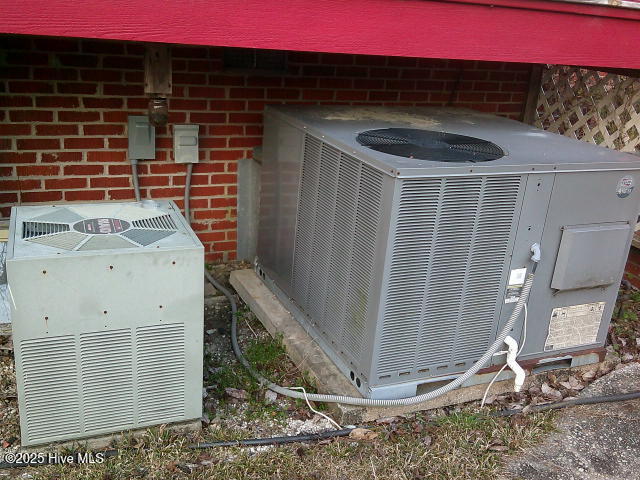 2391 Bill Hooks Road Whiteville, NC 28472 - Photo 38 of 39 2 HVAC units
