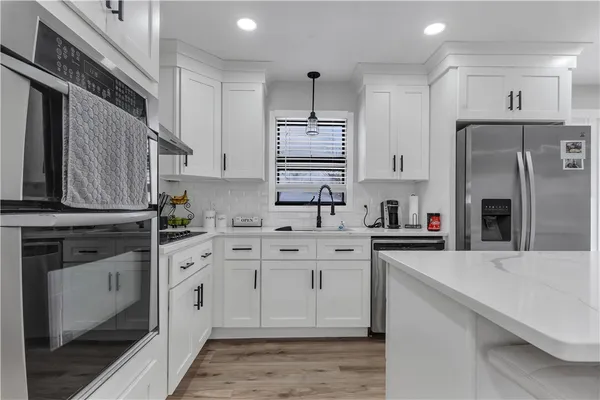 $525,000 | 30 South Bennett Drive, Johnston, RI 02919