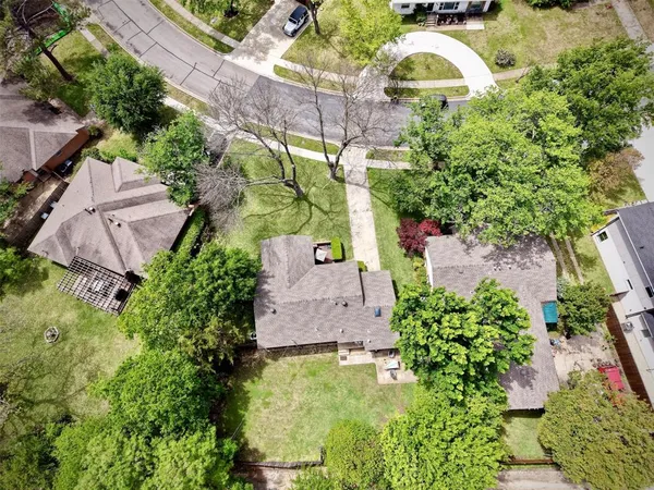 $2,750 | 424 Classen Drive, Dallas, TX 75218