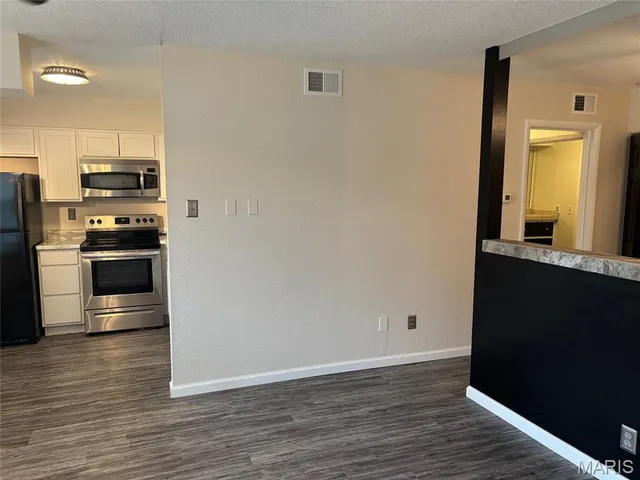 $68,000 | 824 Dumont Place, Unit C, St. Louis, MO 63125