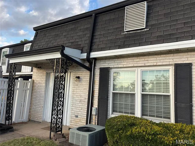 $68,000 | 824 Dumont Place, Unit C, St. Louis, MO 63125
