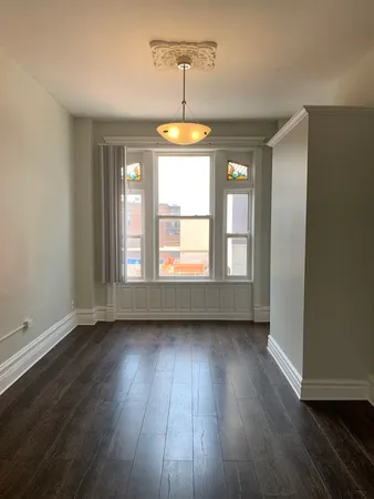 $2,995 | 1653 North Halsted Street, Unit 2F, Chicago, IL 60614