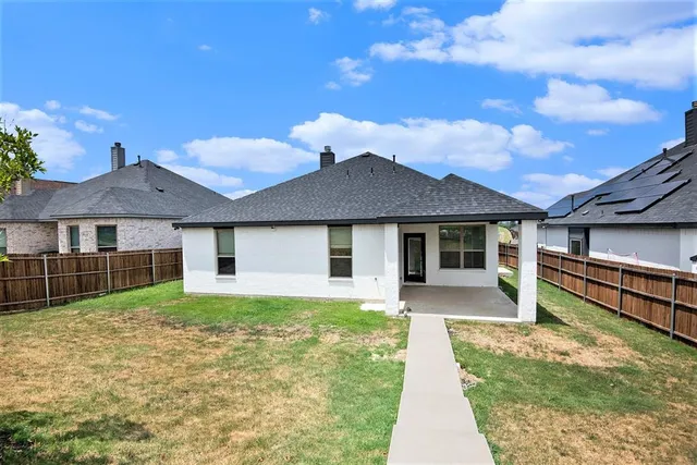 $2,700 | 6944 Talon Bluff Drive, Fort Worth, TX 76179