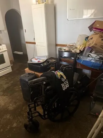 $40,000 | 235 East Madison Street, Paris, IL 61944