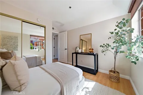 $549,000 | 409 Utica Avenue, Unit D34, Huntington Beach, CA 92648