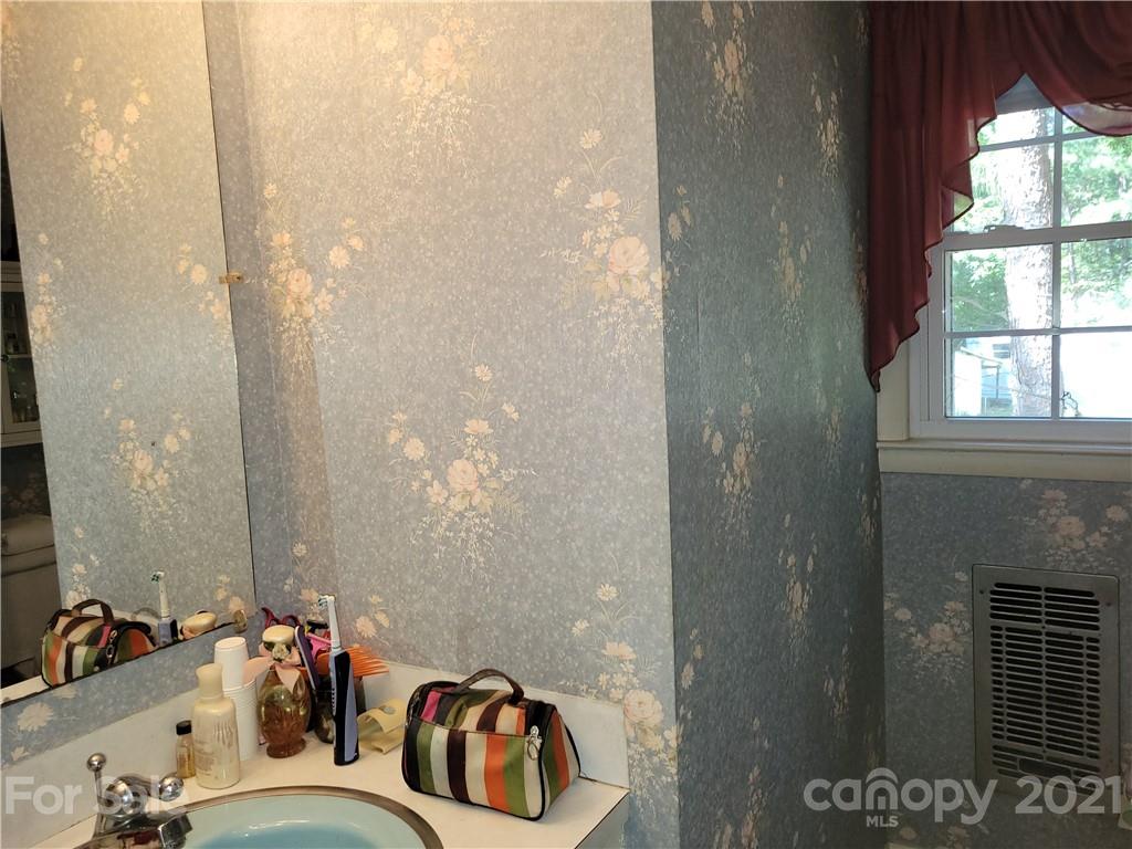 484 Vestal Road Troy, NC 27371 - Photo 16 of 19 Gallery Image 16