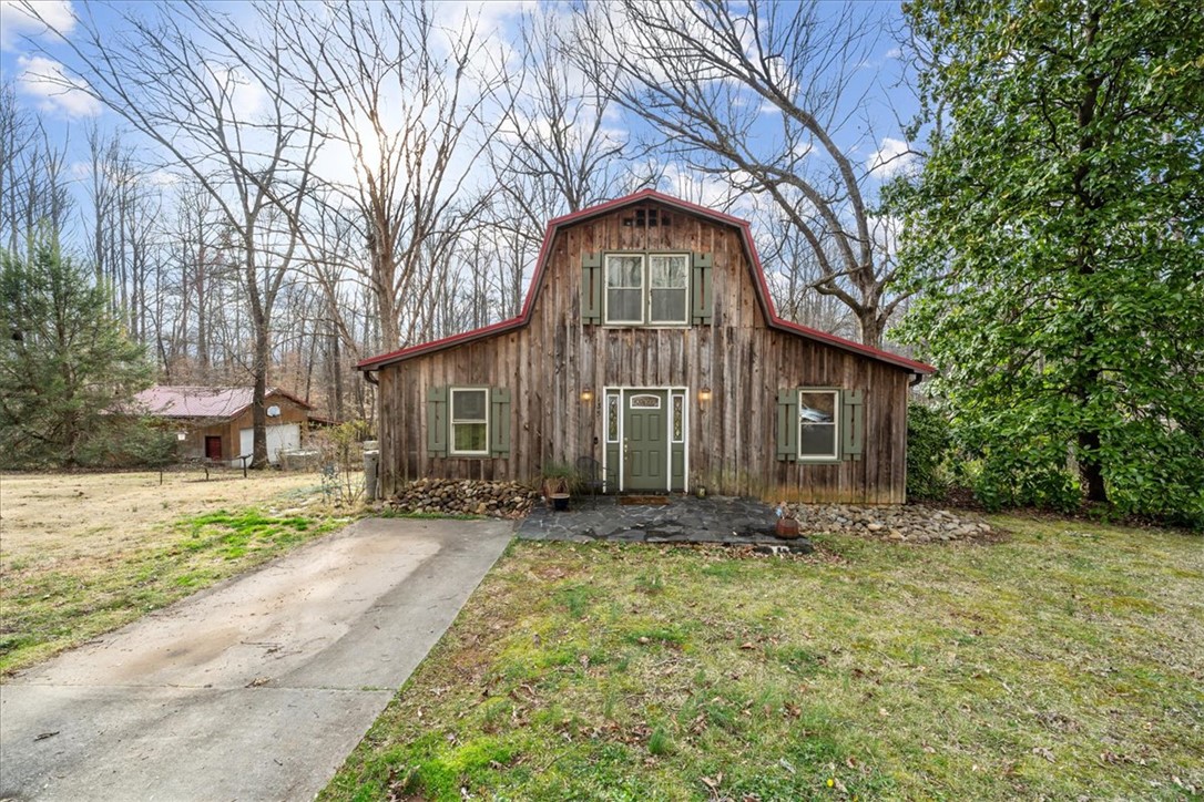 135 Stalling Ridge Road Pickens, SC 29671 - Photo 1 of 49