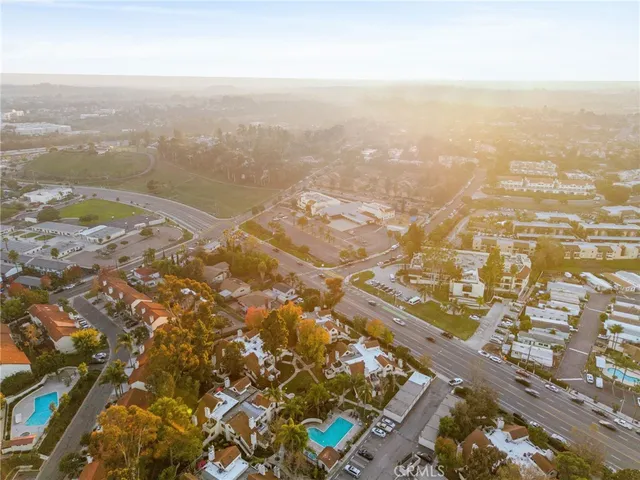 $469,000 | 313 North Melrose Drive, Vista, CA 92083