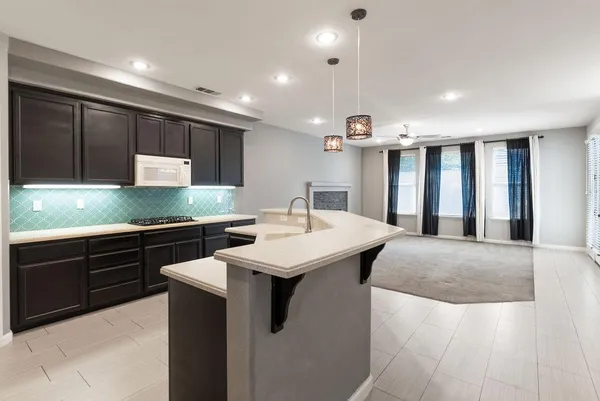 $599,900 | 3604 Hillglen Avenue, Modesto, CA 95355