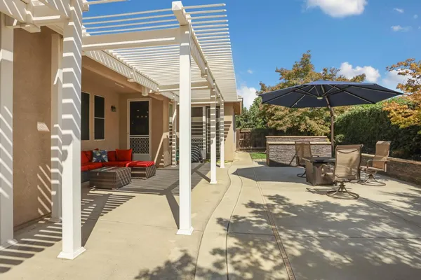 $599,900 | 3604 Hillglen Avenue, Modesto, CA 95355