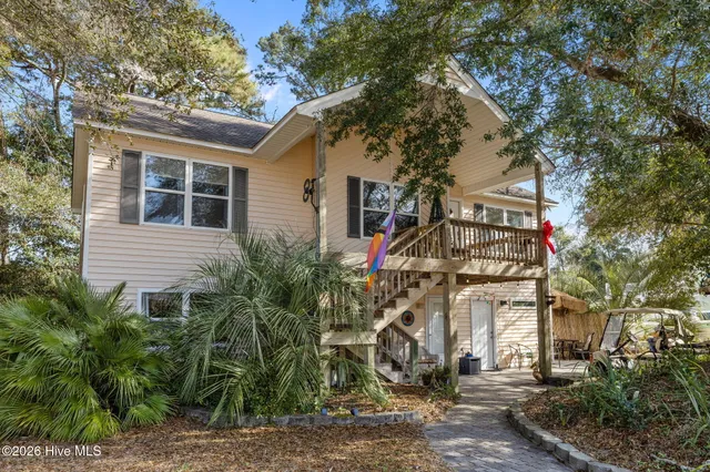 $775,000 | 404 Bogue Inlet Drive, Emerald Isle, NC 28594