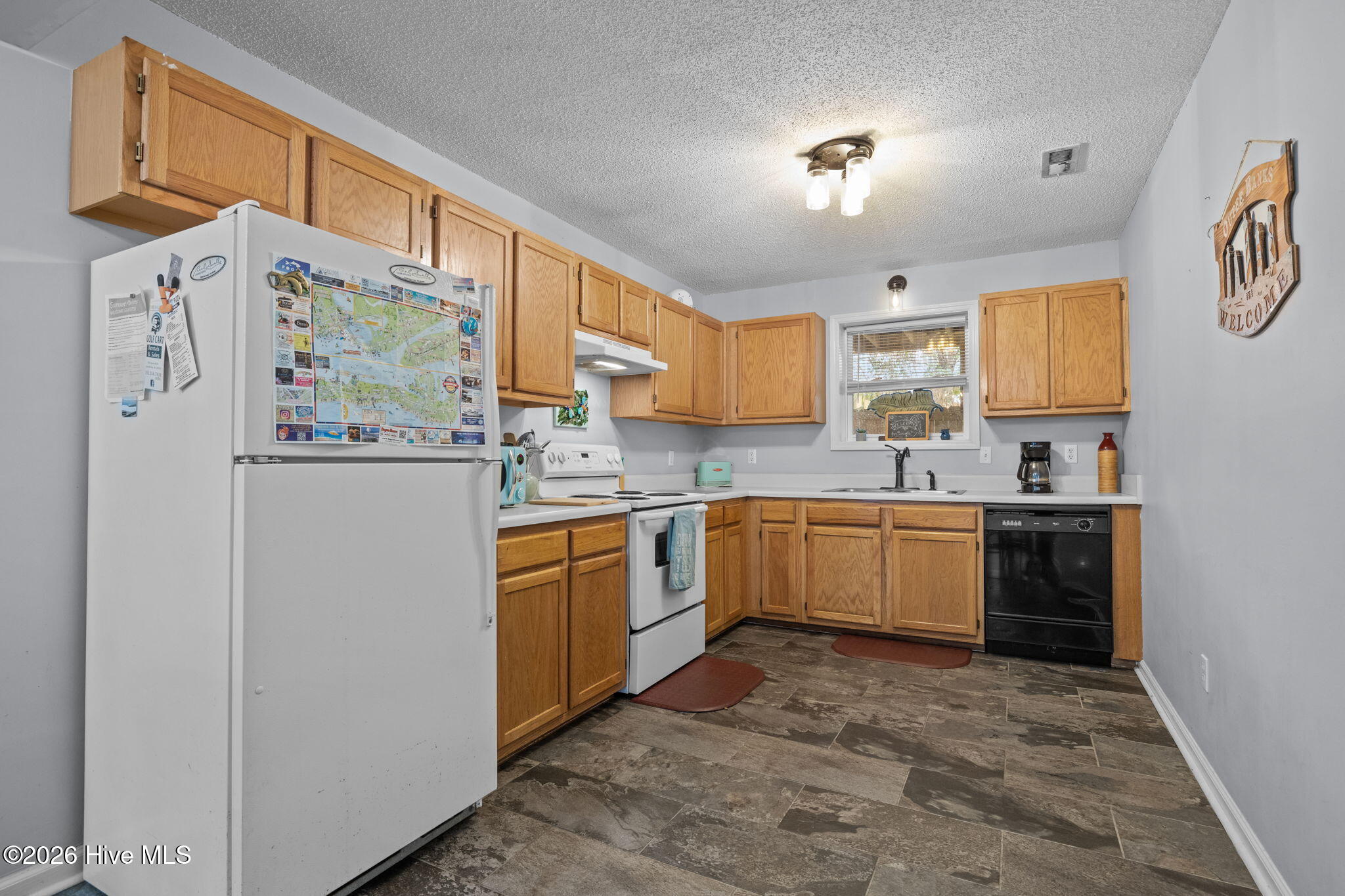 404 Bogue Inlet Drive Emerald Isle, NC 28594 - Photo 20 of 47 8-web-or-mls-1S3A6335