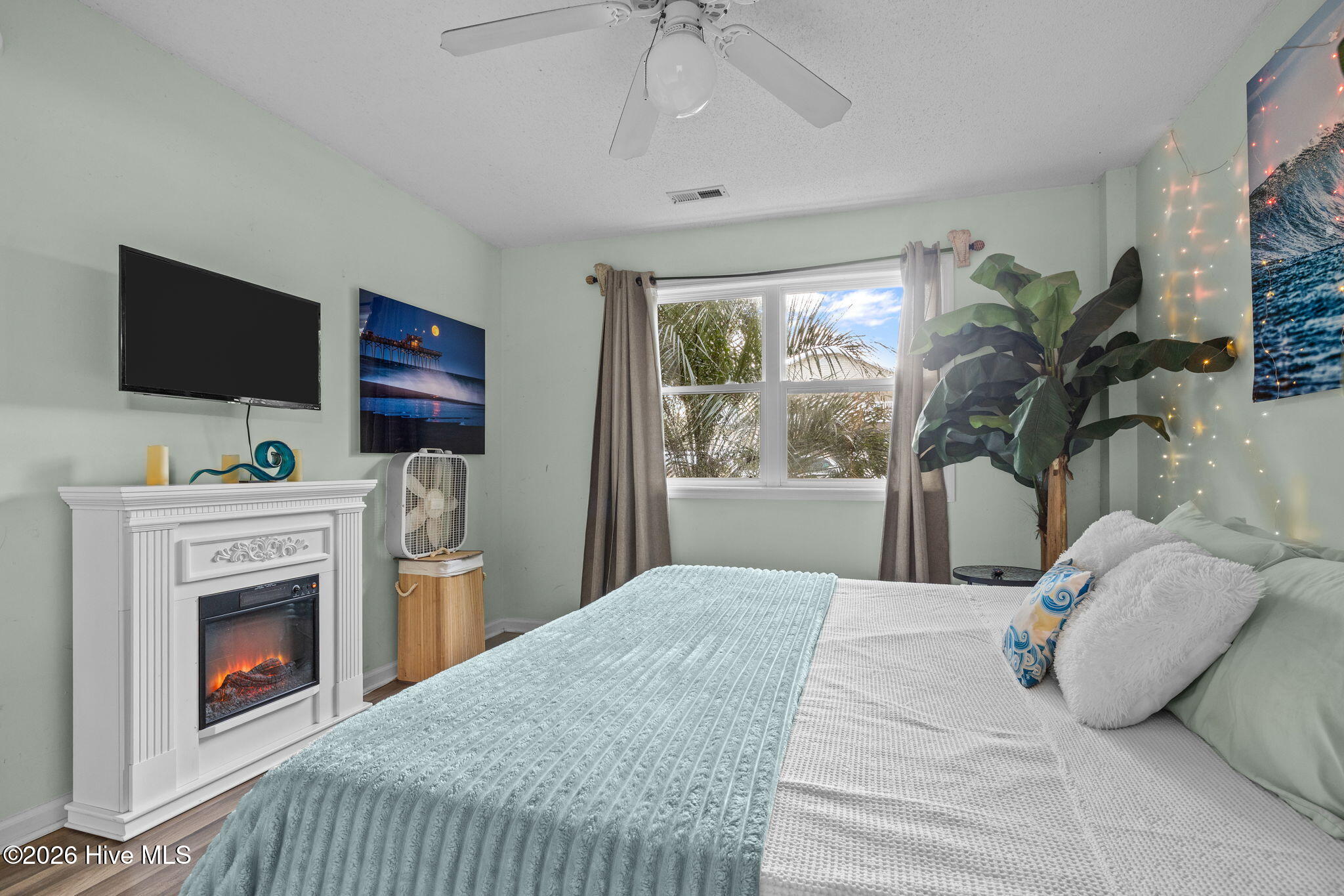 404 Bogue Inlet Drive Emerald Isle, NC 28594 - Photo 26 of 47 14-web-or-mls-1S3A6368