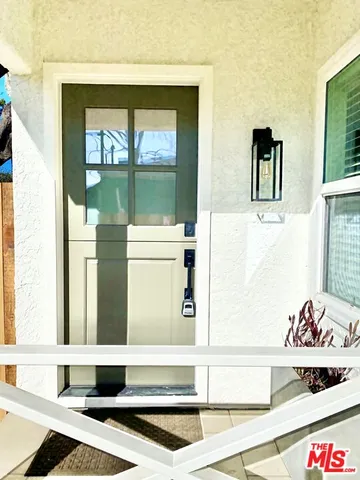 $1,825,000 | 5222-5220 Whitsett Avenue, Unit 2, Valley Village, CA 91607