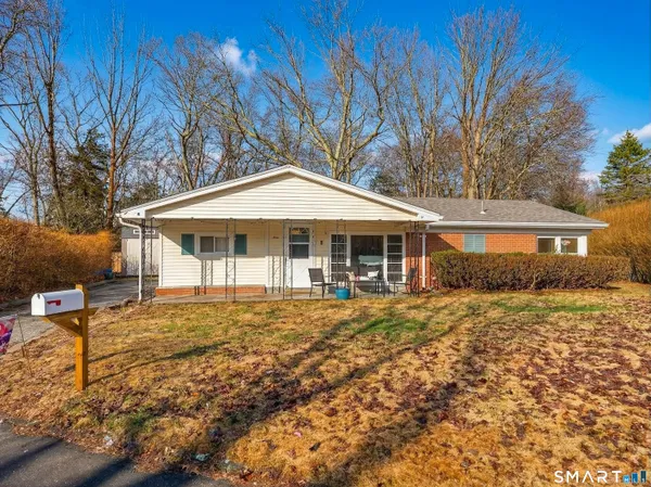 $300,000 | 4 Amber Circle, Ledyard, CT 06335