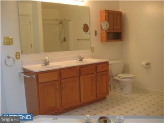 499 Martins Road Sinking Spring, PA 19608 - Photo 11 of 12 Bathroom