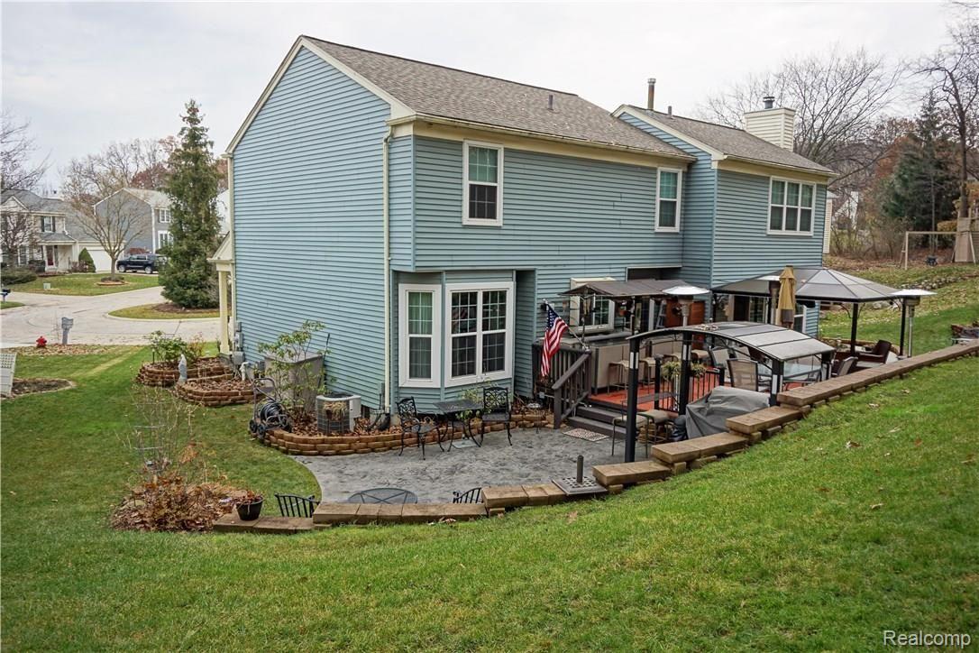 424 Ivy Wood Court Rochester, MI 48307 - Photo 4 of 27 DSC00122.JPG