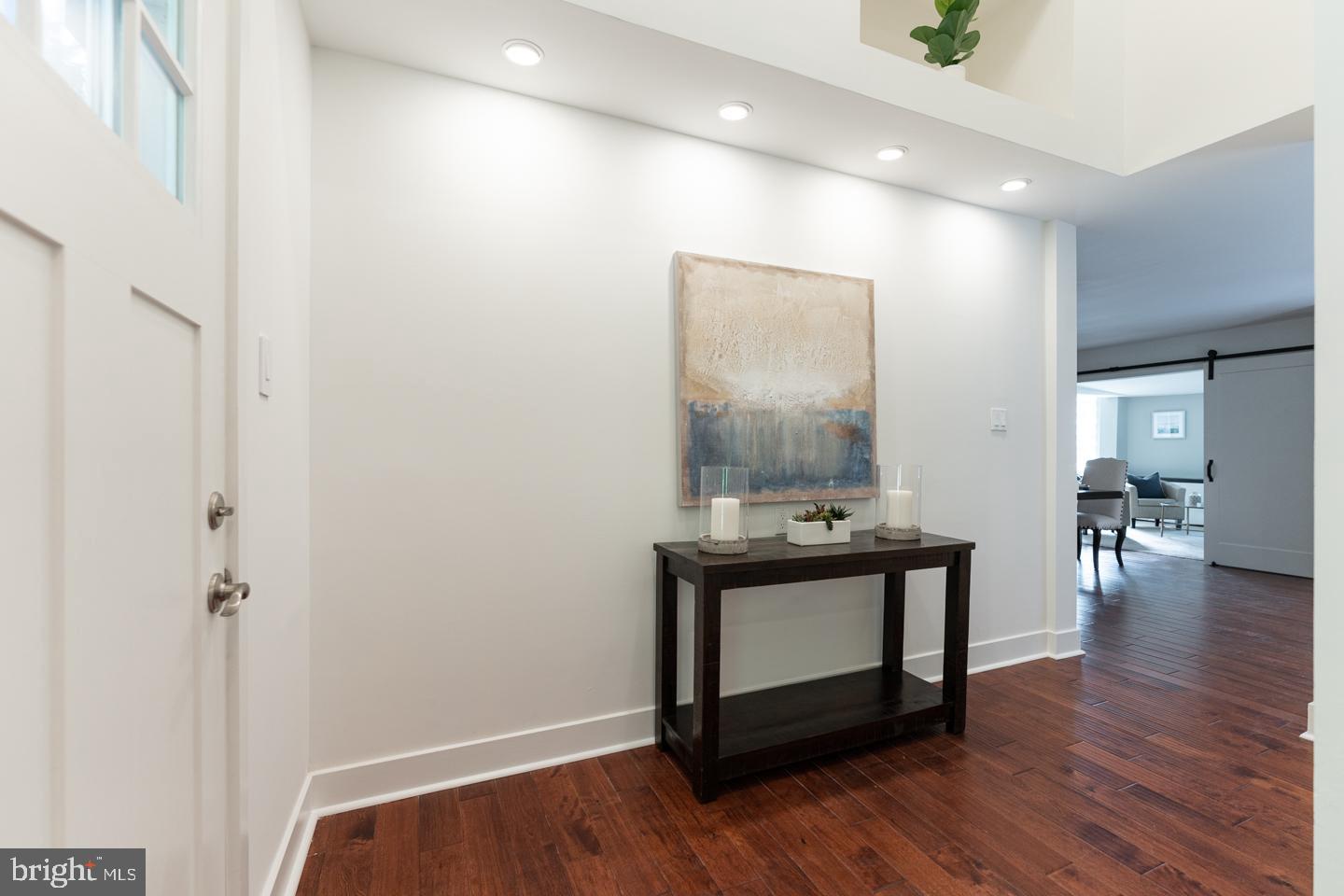 125 Upper Gulph Road Radnor, PA 19087 - Photo 2 of 83 Spacious entrance