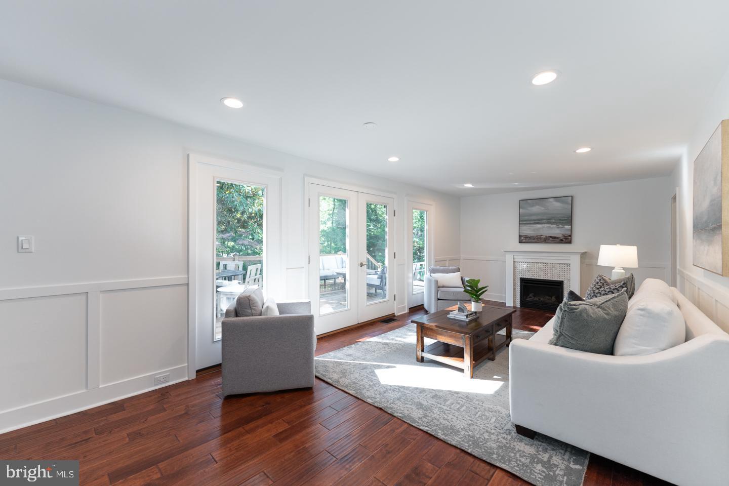 125 Upper Gulph Road Radnor, PA 19087 - Photo 5 of 83 Living room with plenty of natural light