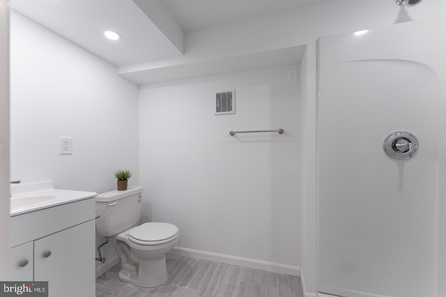 125 Upper Gulph Road Radnor, PA 19087 - Photo 63 of 83 New Full Bathoom