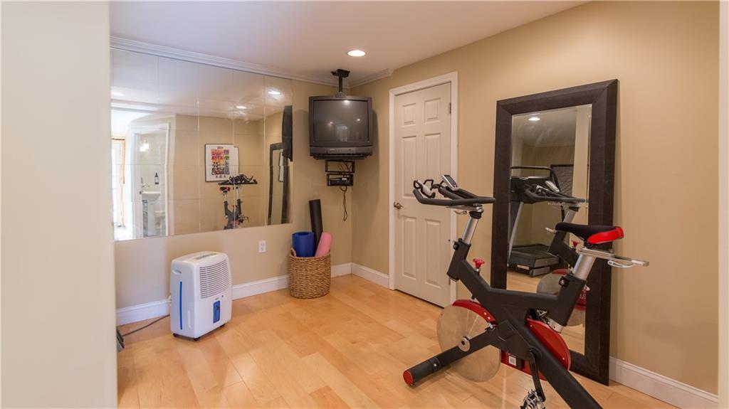 14 Rowe Court Freeport, ME 04032 - Photo 22 of 34 Photo