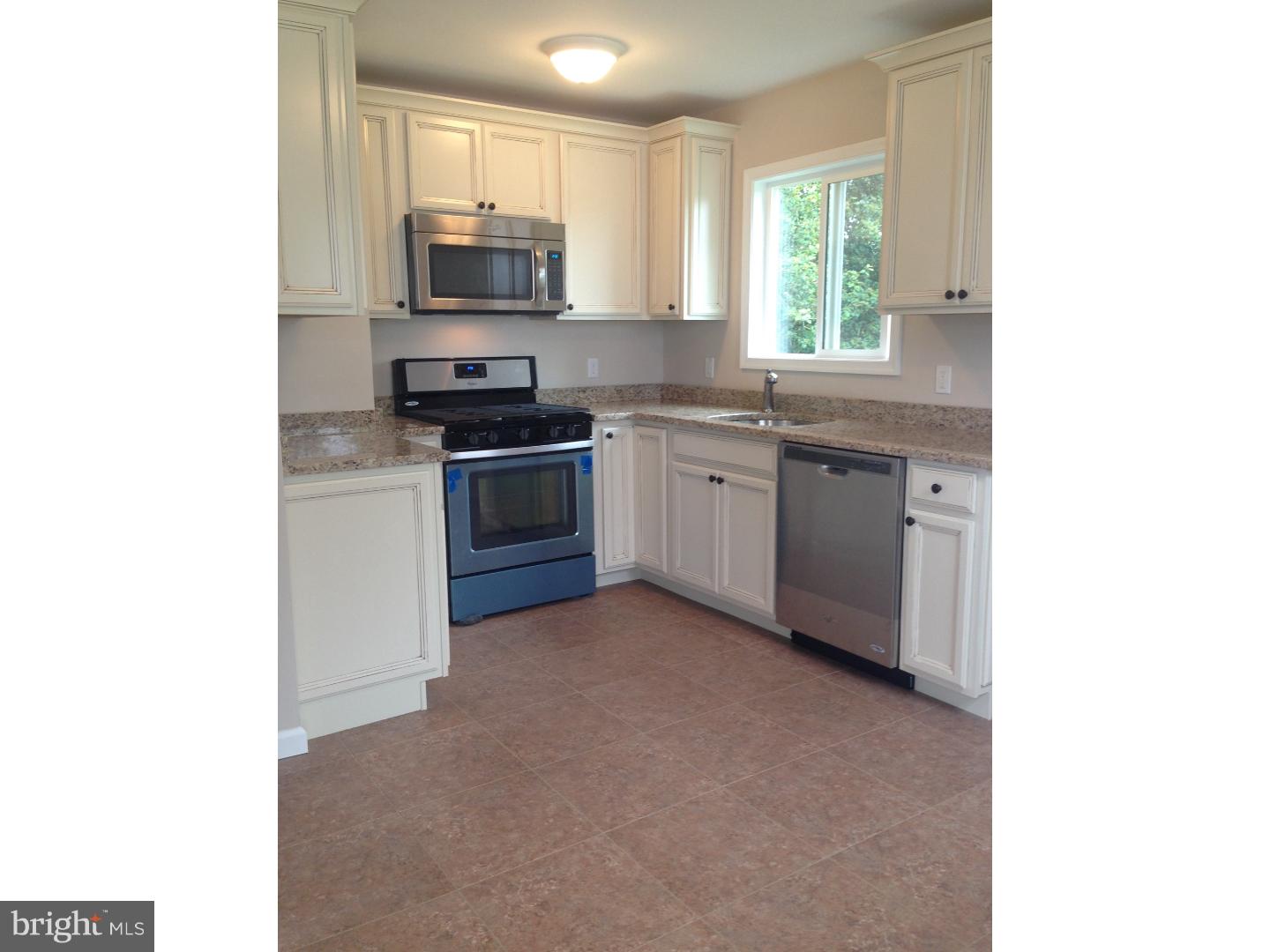 20 Petty Ridge Road Hamilton, NJ 08620 - Photo 5 of 15