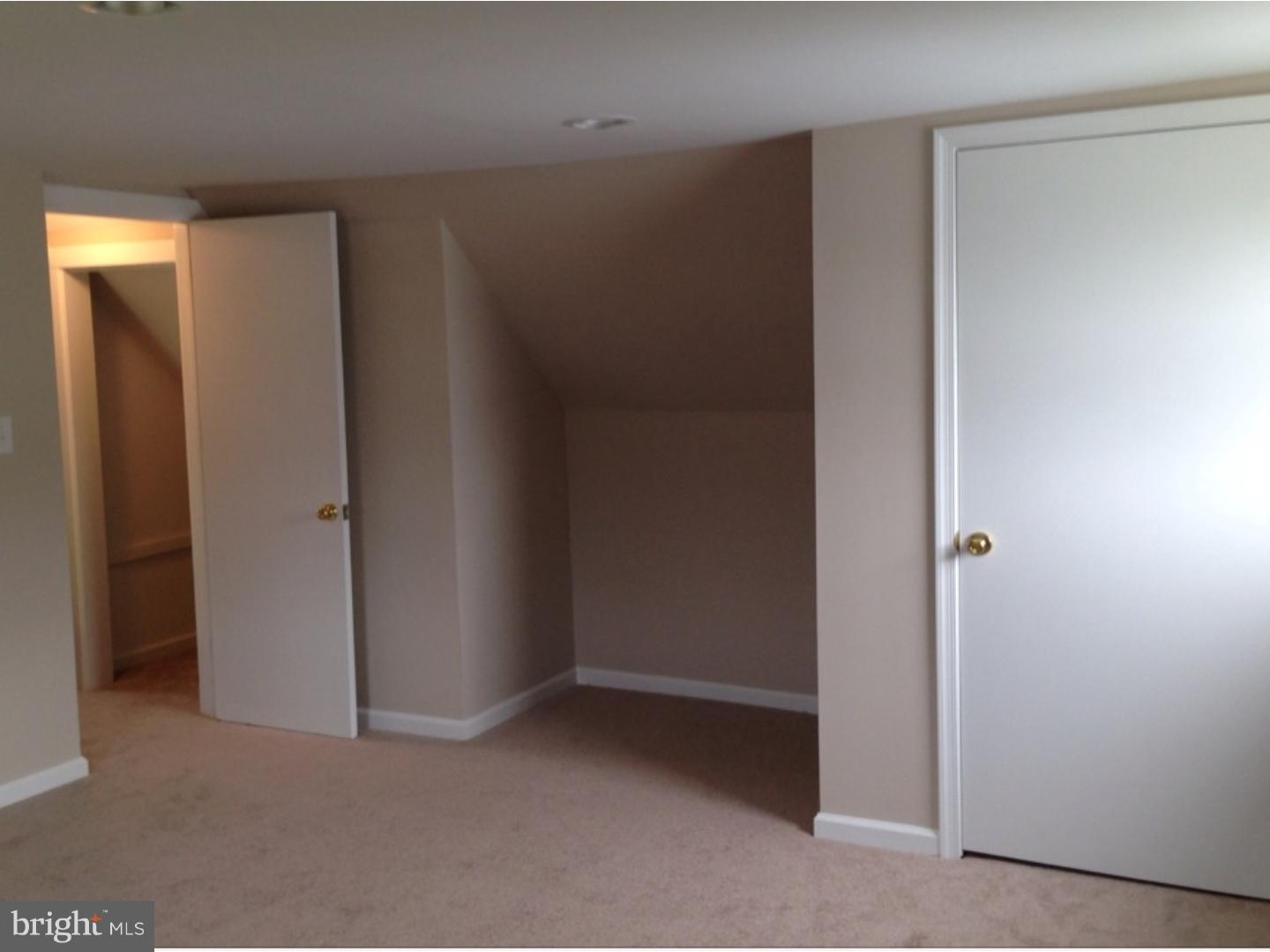 20 Petty Ridge Road Hamilton, NJ 08620 - Photo 9 of 15