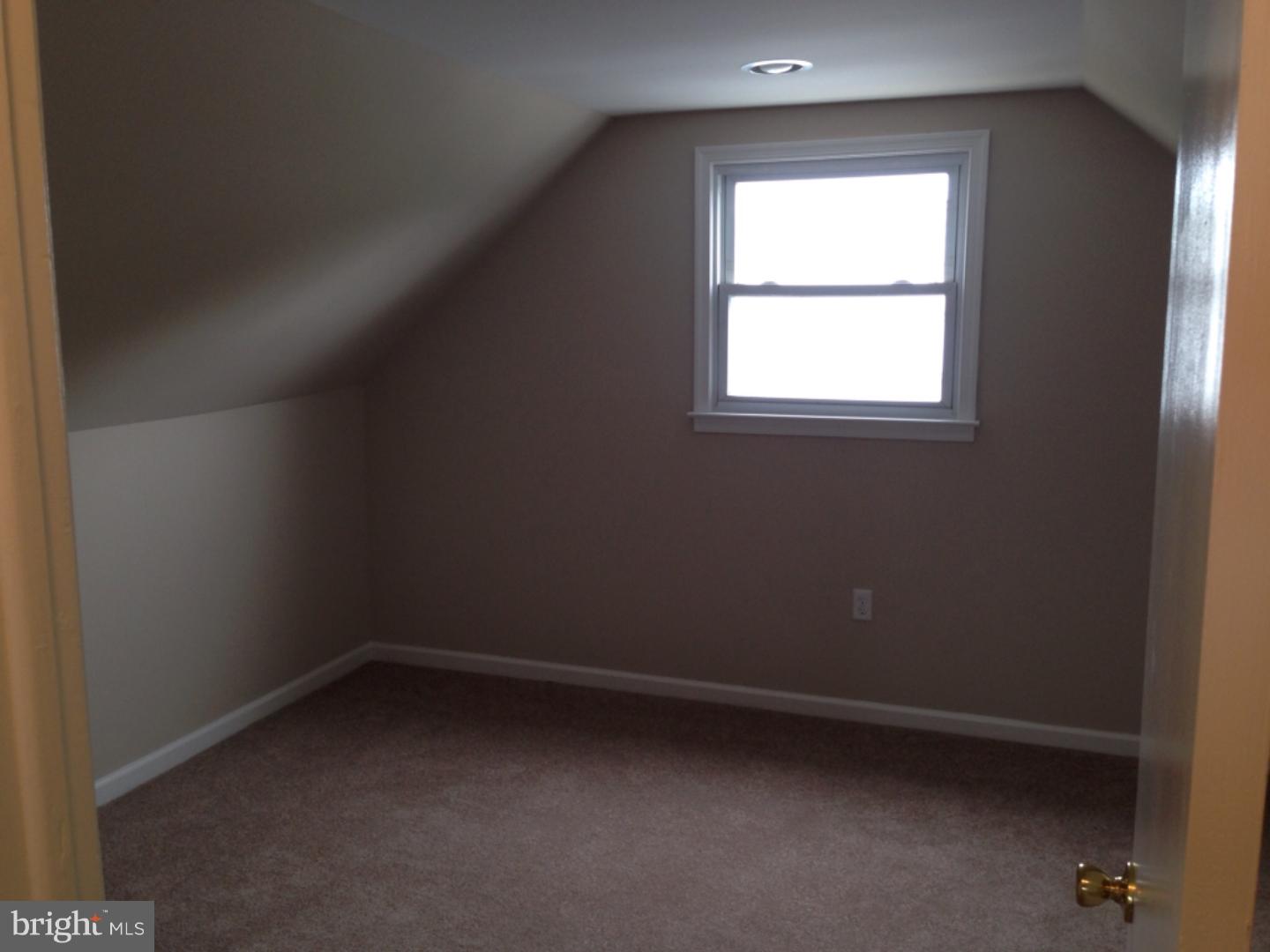 20 Petty Ridge Road Hamilton, NJ 08620 - Photo 10 of 15