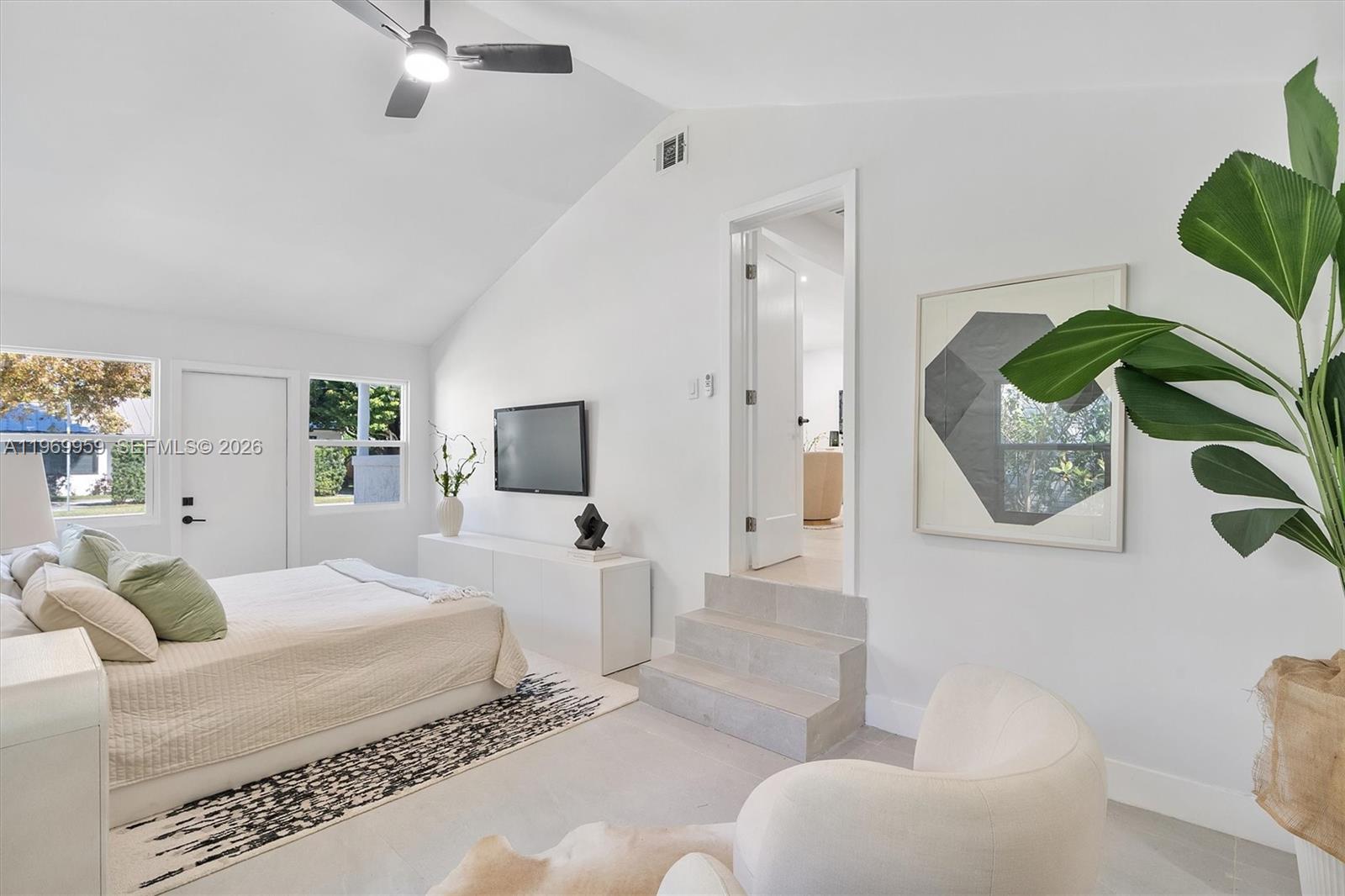 560 Northeast 110th Terrace Miami, FL 33161 - Photo 16 of 49