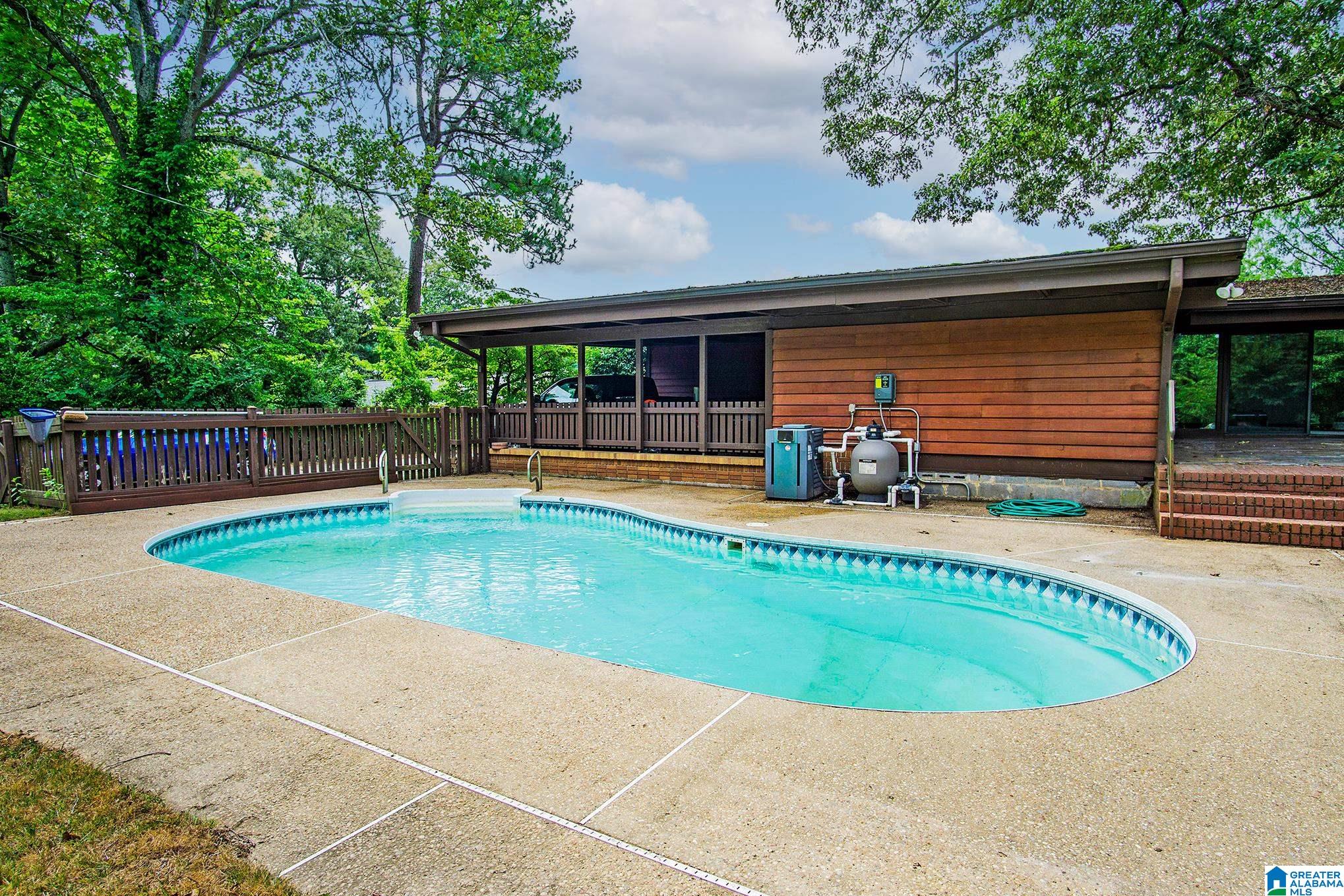 1015 Beaumont Road Bessemer, AL 35022 - Photo 2 of 38