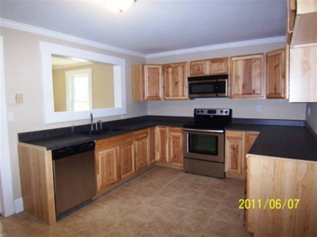 285 East Blue Ridge Street, Unit CHERRY STREET Pendleton, SC 29670 - Photo 4 of 12