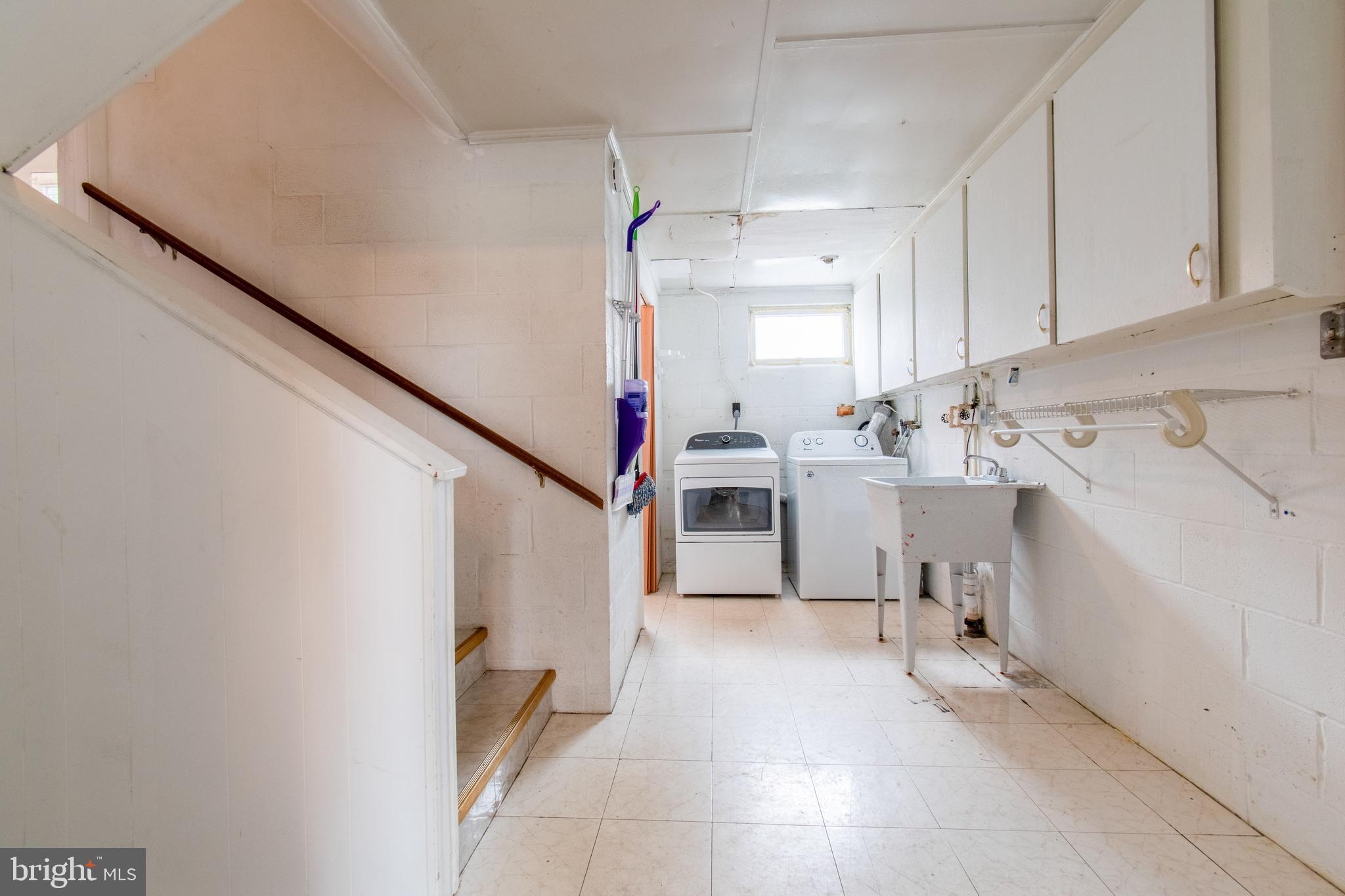 3911 Sunset Drive Hampstead, MD 21074 - Photo 31 of 38 a view of a storage & utility room