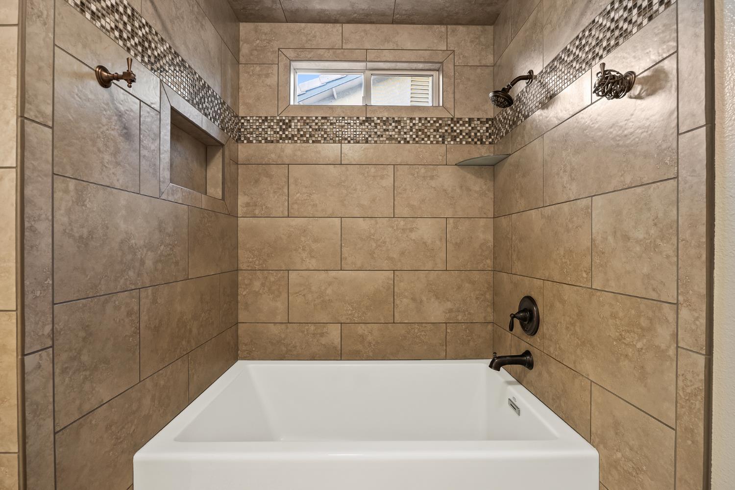 161 Sunset Street Kingsburg, CA 93631 - Photo 39 of 57