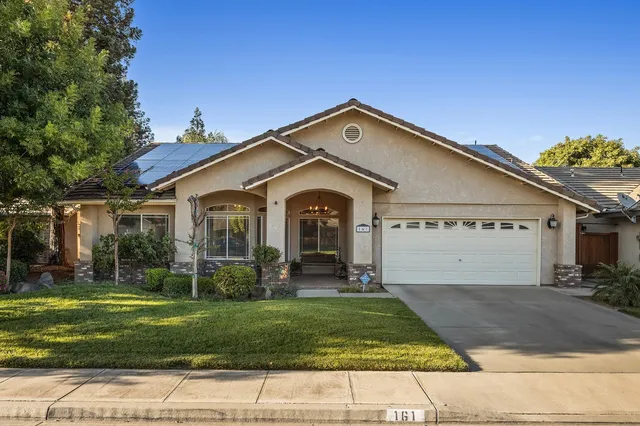 $499,900 | 161 Sunset Street, Kingsburg, CA 93631