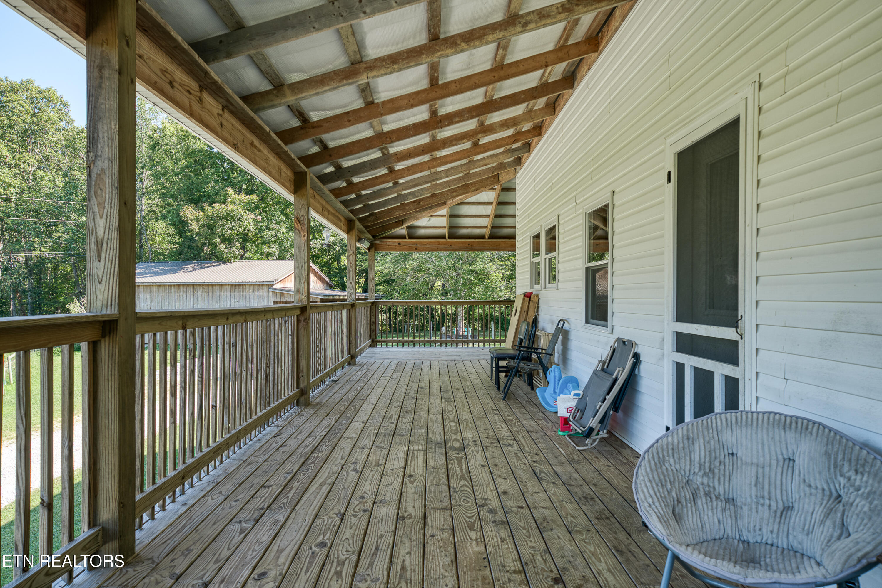 107 Cherry Street Deer Lodge, TN 37726 - Photo 35 of 60 35