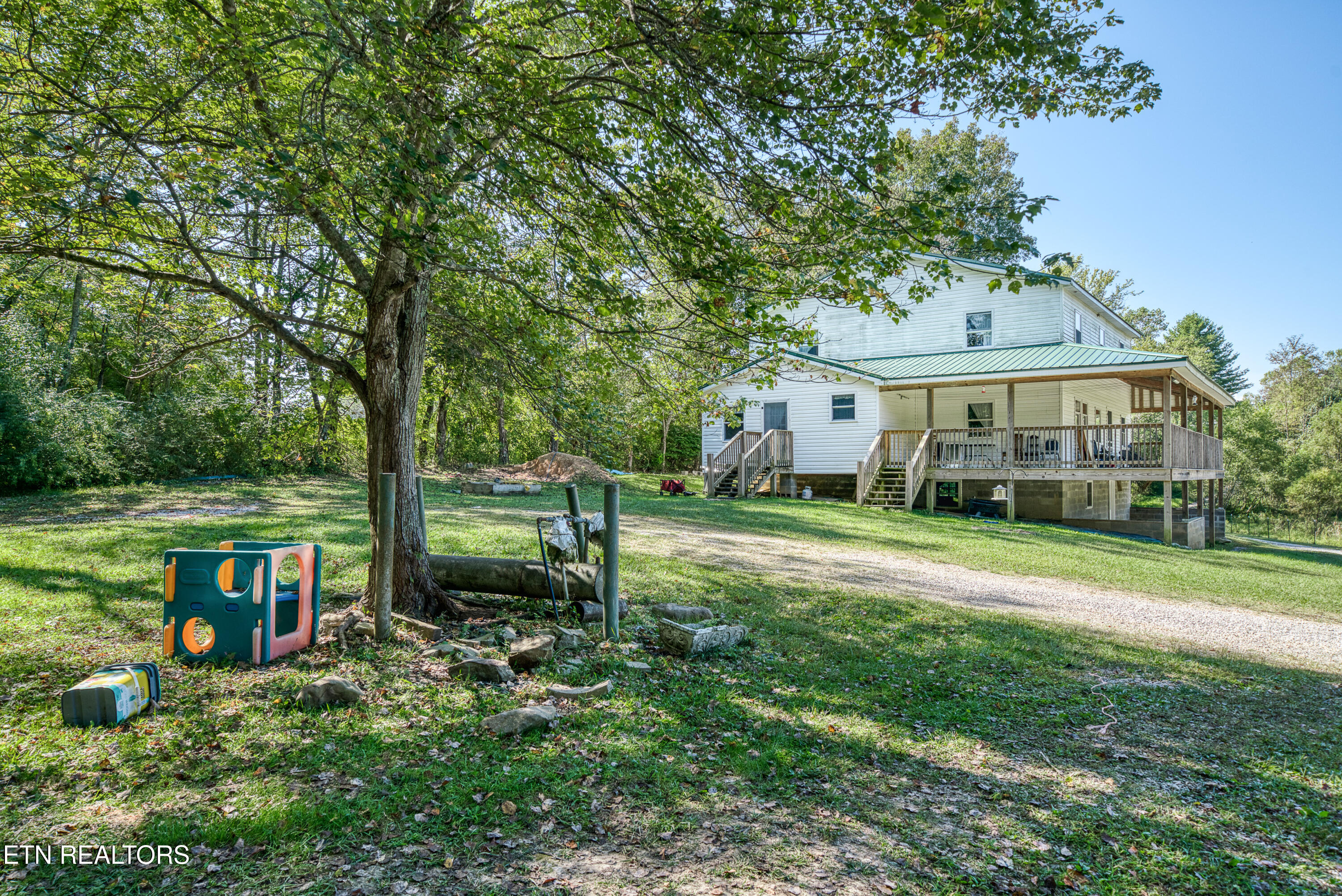 107 Cherry Street Deer Lodge, TN 37726 - Photo 50 of 60 50