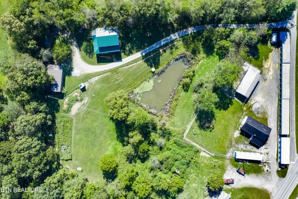 $500,000 | 107 Cherry Street, Deer Lodge, TN 37726