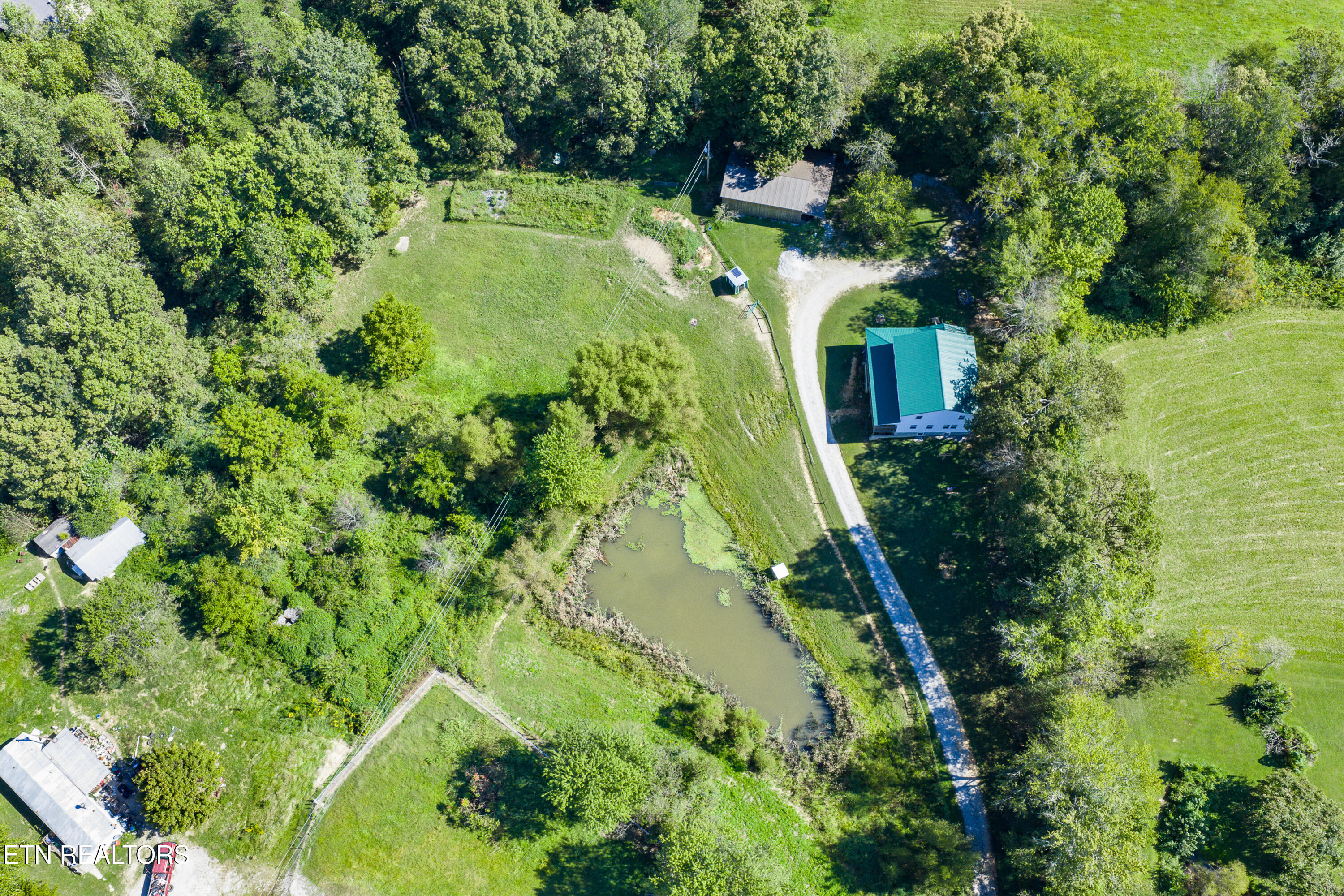 107 Cherry Street Deer Lodge, TN 37726 - Photo 56 of 60 56