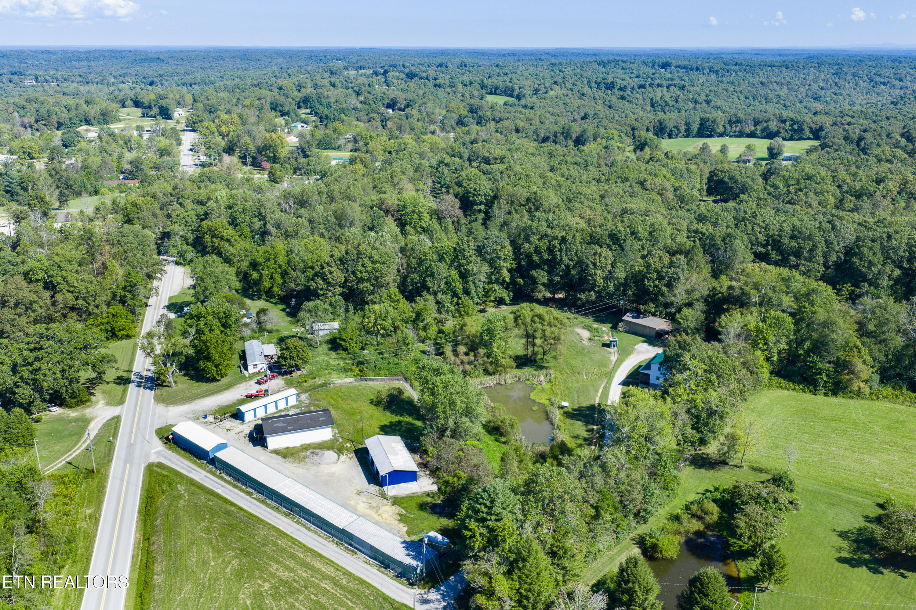 107 Cherry Street Deer Lodge, TN 37726 - Photo 58 of 60 58