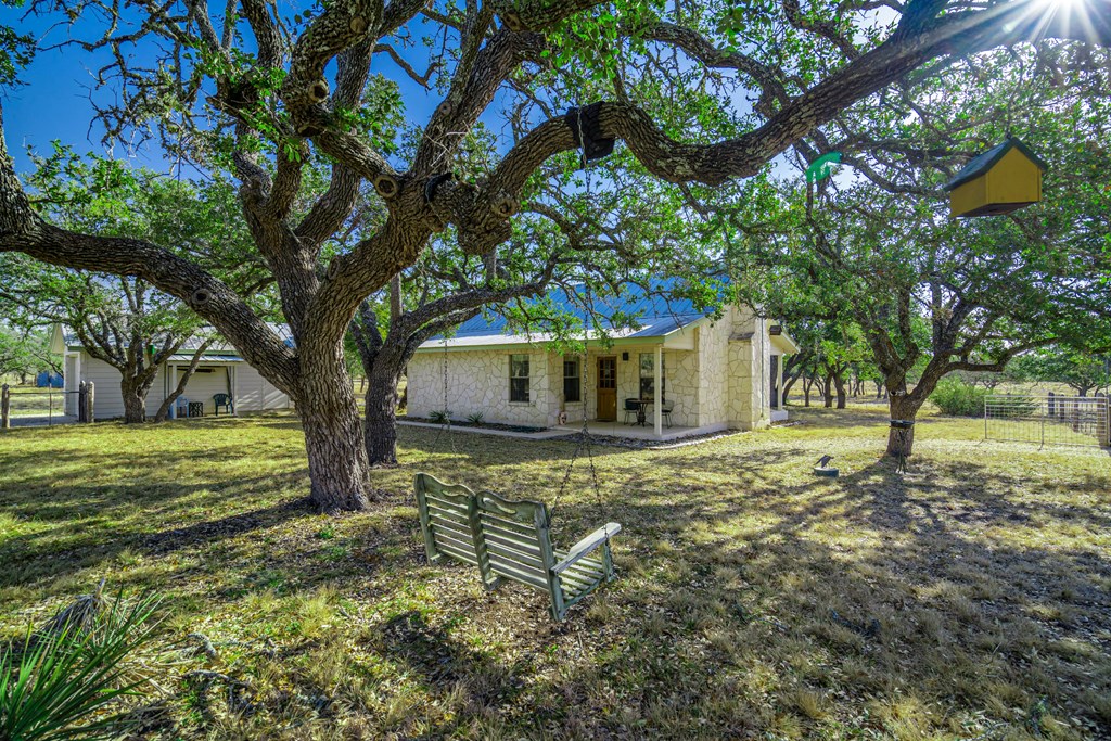 289 Laird Road, Unit 9 Harper, TX 78631 - Photo 4 of 46 Gallery Image 4