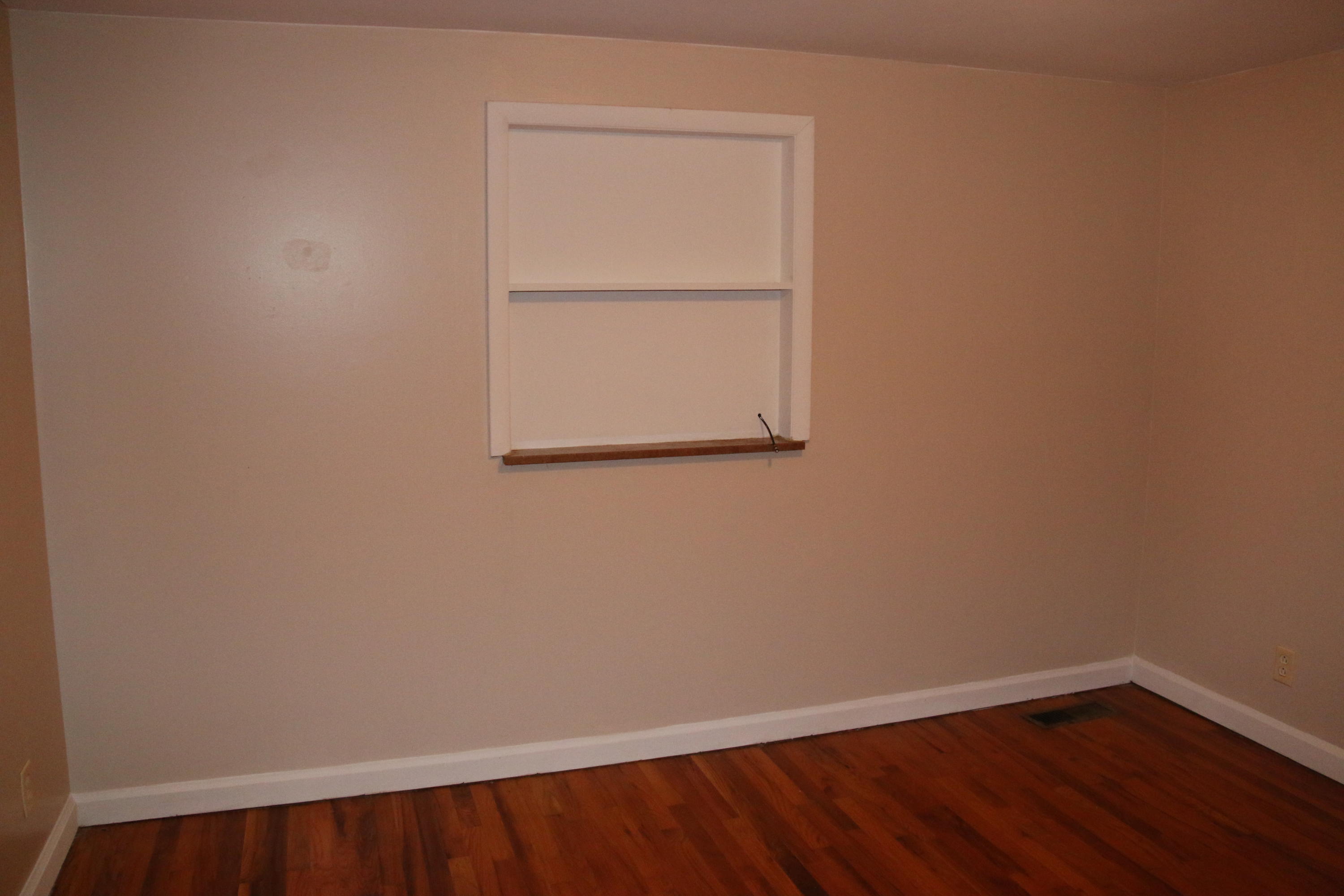921 Deaderick Road Knoxville, TN 37920 - Photo 15 of 40 IMG_4123