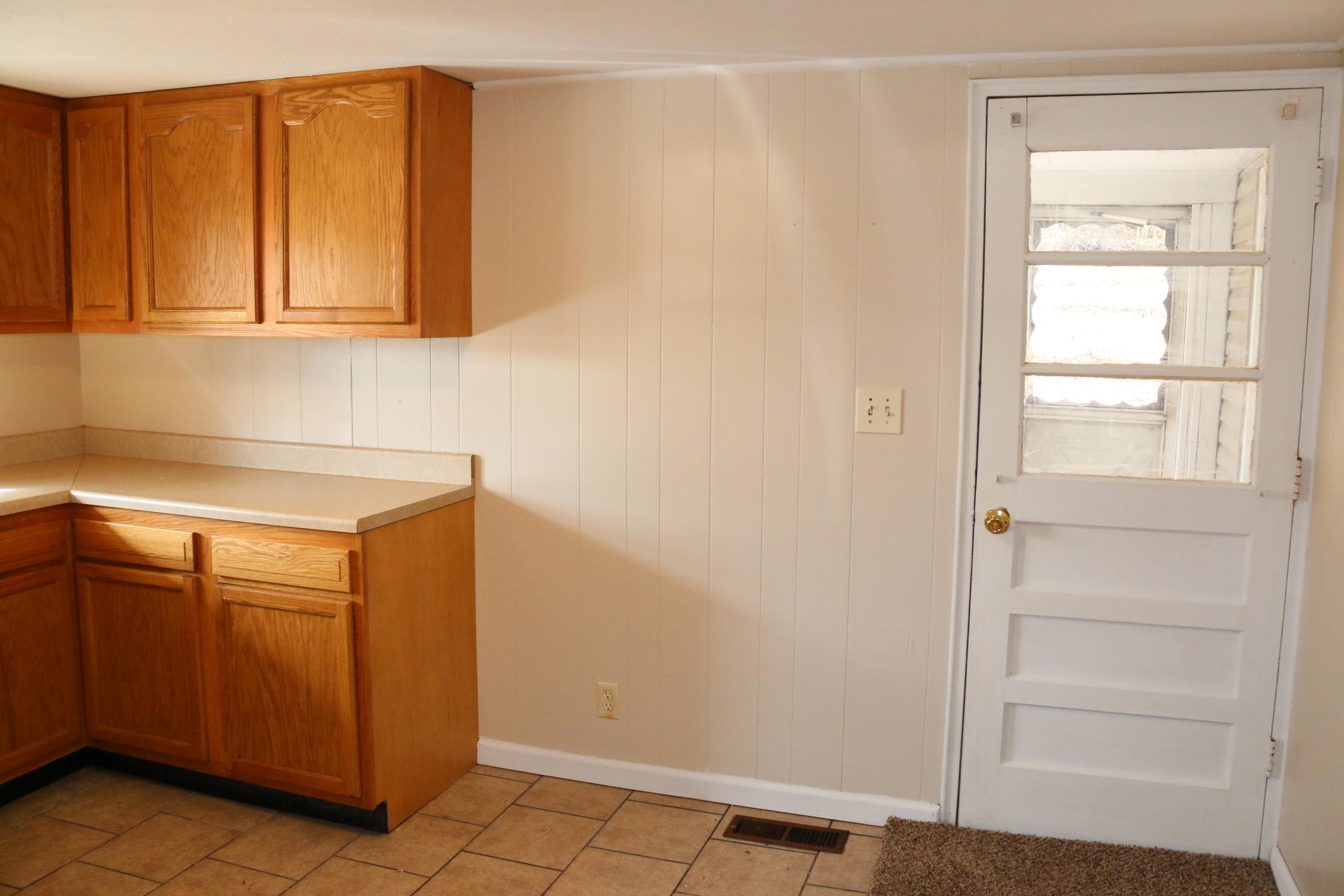 921 Deaderick Road Knoxville, TN 37920 - Photo 22 of 40 IMG_4145