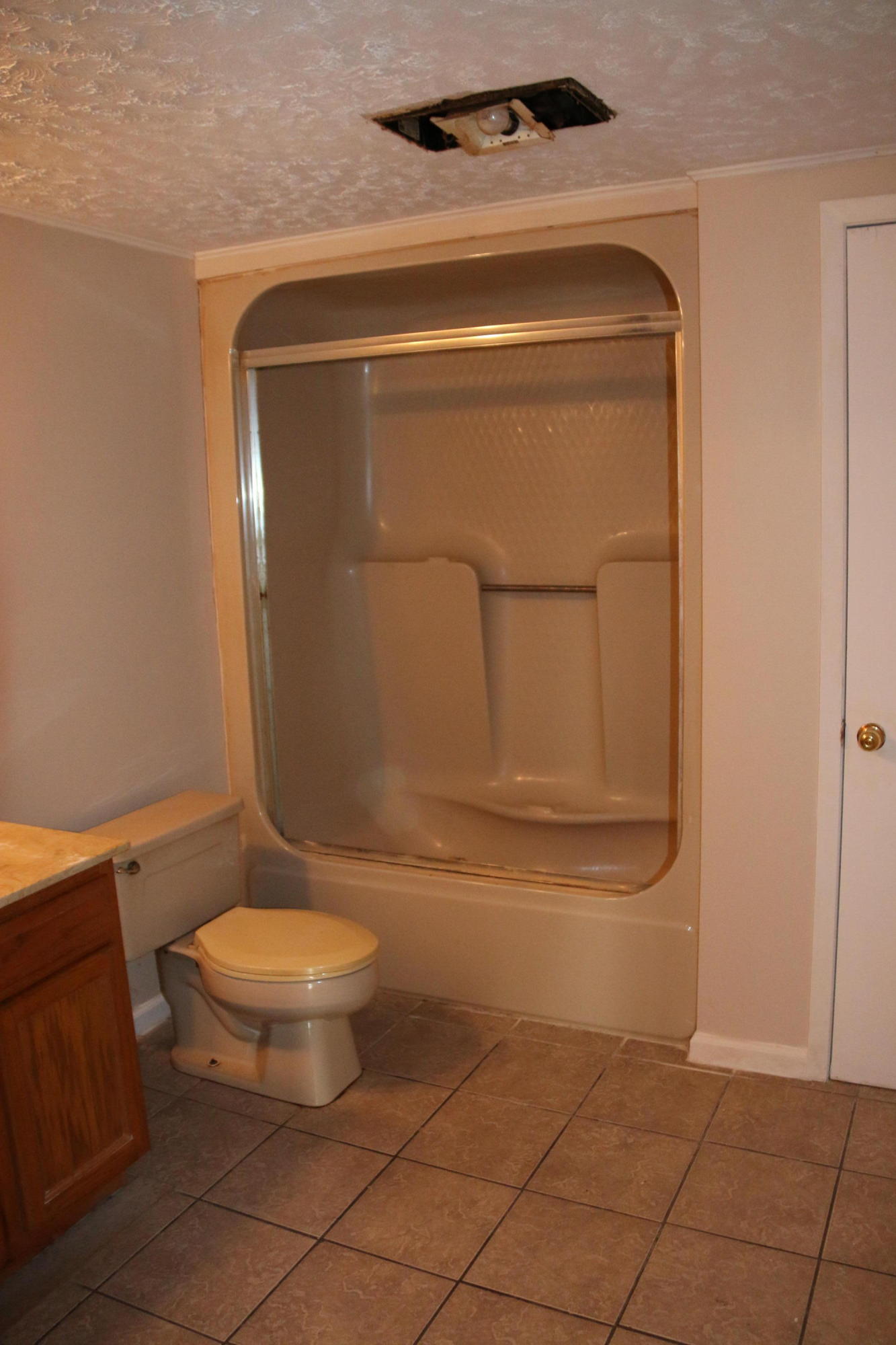 921 Deaderick Road Knoxville, TN 37920 - Photo 26 of 40 IMG_4116