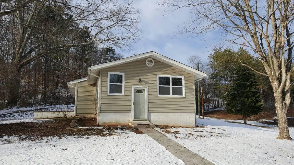 921 Deaderick Road Knoxville, TN 37920 - Photo 40 of 40 Resized952017010895155310