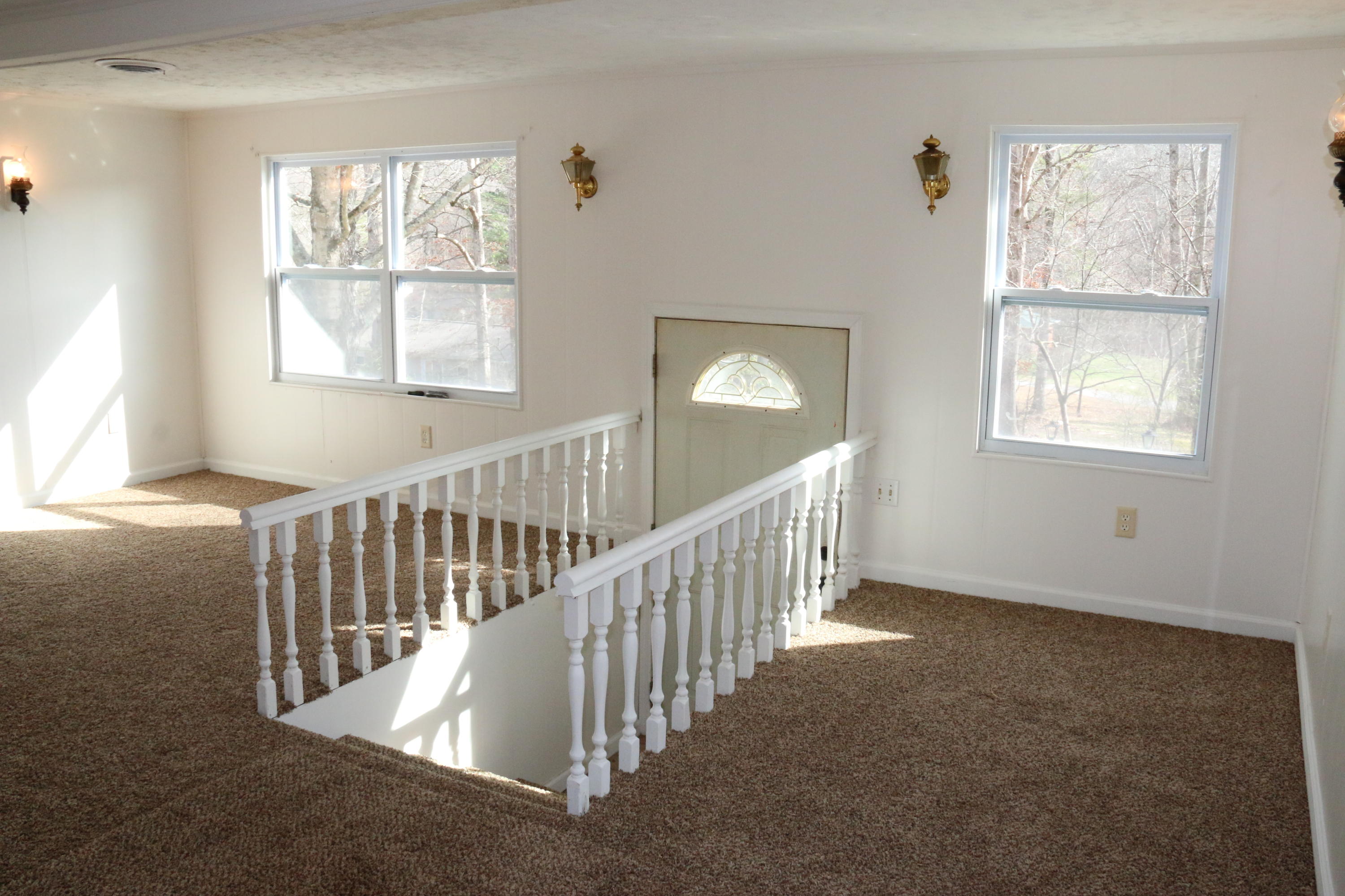 921 Deaderick Road Knoxville, TN 37920 - Photo 7 of 40 IMG_4097