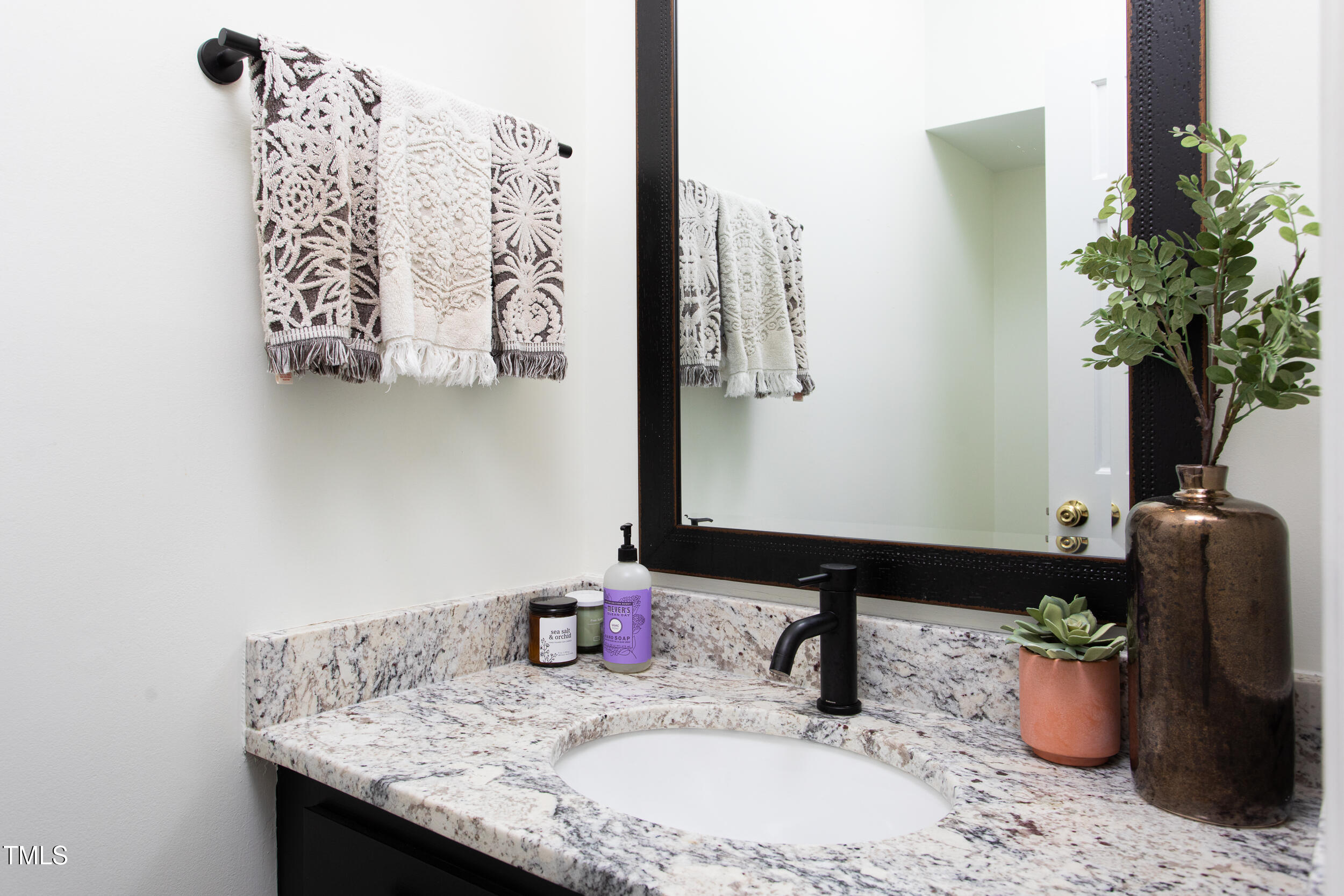 5514 Hamstead Crossing Raleigh, NC 27612 - Photo 5 of 18 5514_Hamstead_Crossing_MLS_27